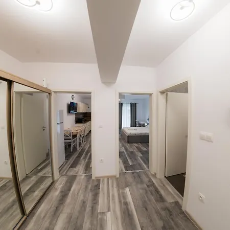 Apartment Luxury Radox 94 *