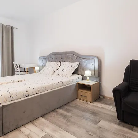 Luxury Radox 94 アパート